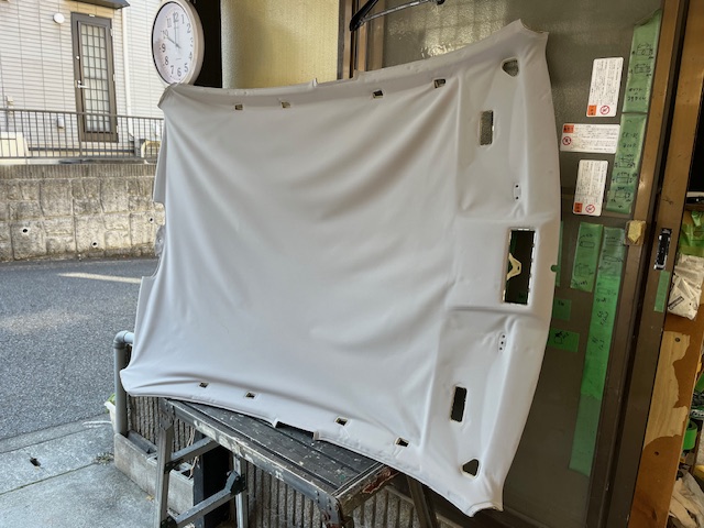 BMW320i天井張替え