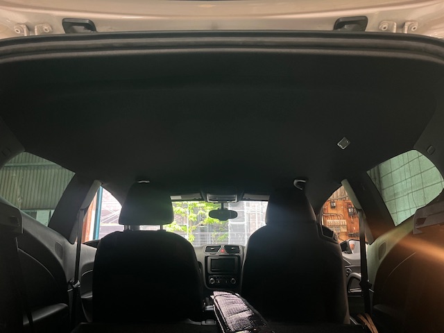 フォルクスワーゲンシロッコ天井張り替え