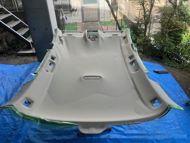 アウディA4アバント天井張り替え