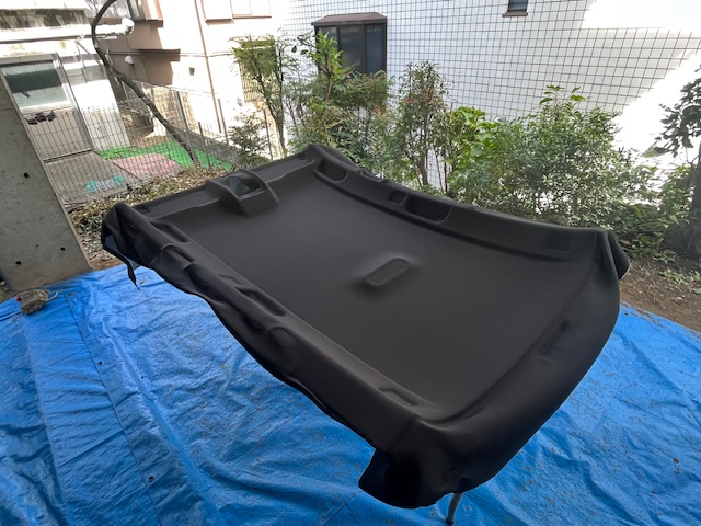 アウディA4アバント天井張り替え