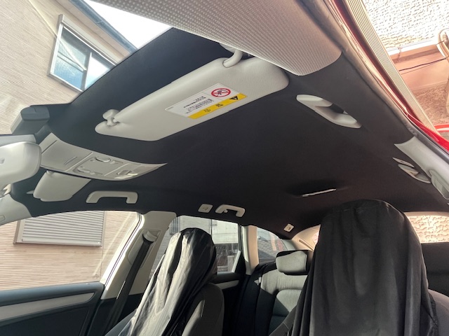 アウディA4アバント天井張り替え