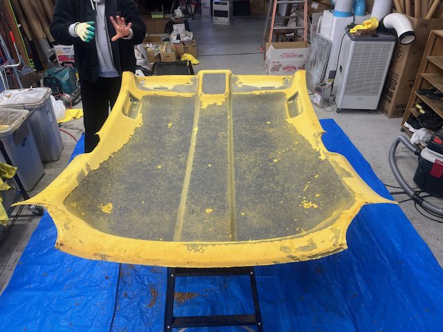 アウディA1天井張り替え