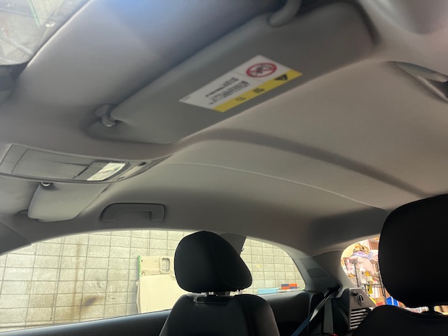 アウディA1天井張り替え