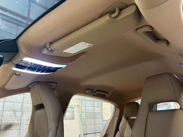 ポルシェパナメーラ天井張り替え