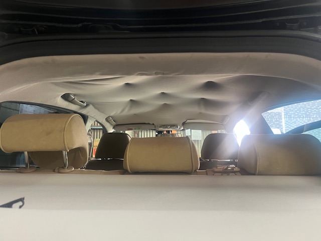 アルファロメオ147天井張り替え