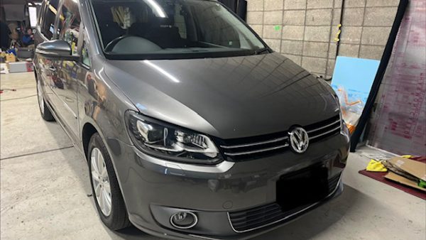 フォルクスワーゲントゥーラン天井張り替え│神奈川県横浜市