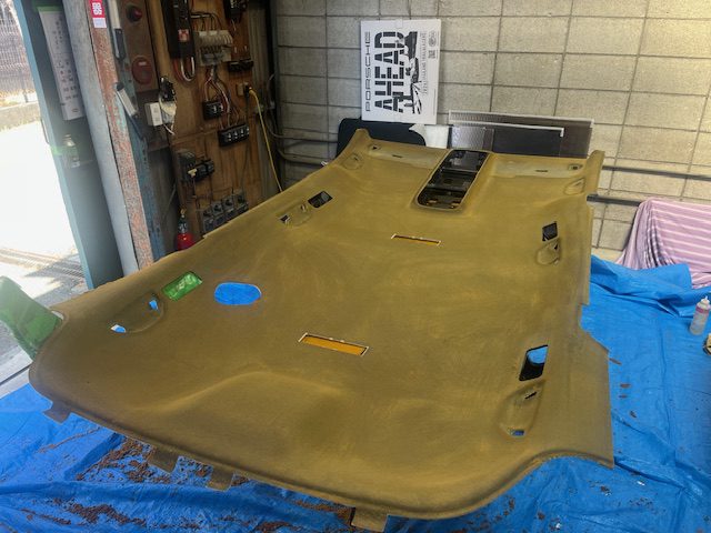 フォルクスワーゲンシャラン天井張り替え