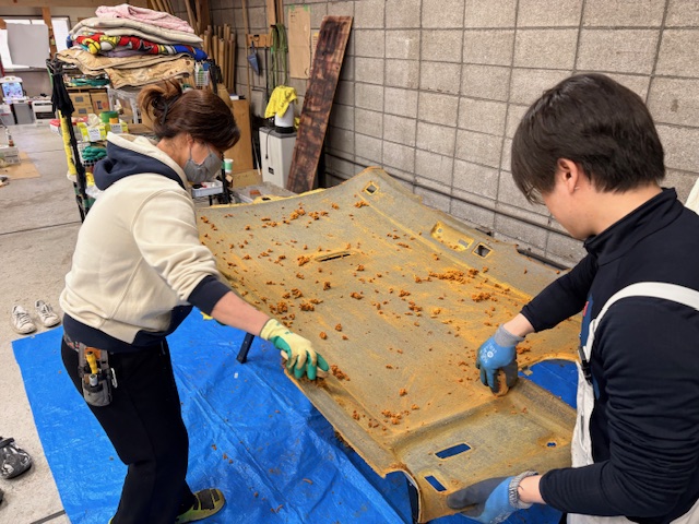 アウディA6天井張り替え