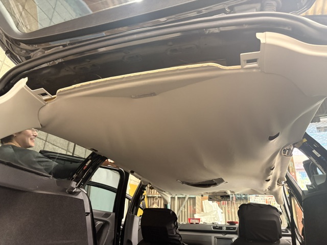 VWパサートヴァリアント天井張替え