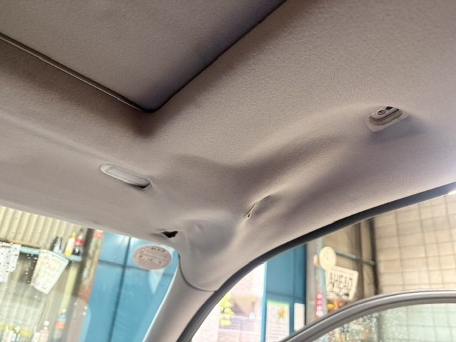 メルセデス・ベンツ E55 AMG(W211)天井・サンルーフ張替え